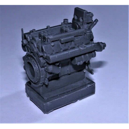 Dnepro Model PANTHER engine Maybach HL 230 P30 WWII DM3539, 1/35
